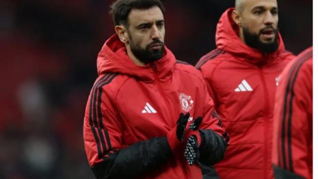 Bruno Fernandes sẽ hối hận vì không rời MU