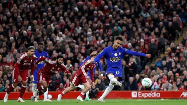 Morgan Rogers bảo vệ đồng đội sau thất bại trước Liverpool