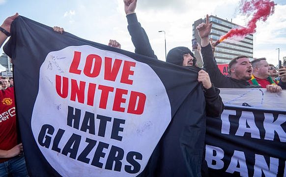 Gary Neville yêu cầu nhà Glazer bán toàn bộ cổ phần tại MU